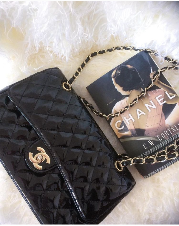 What to Read | Coco Chanel Biography 