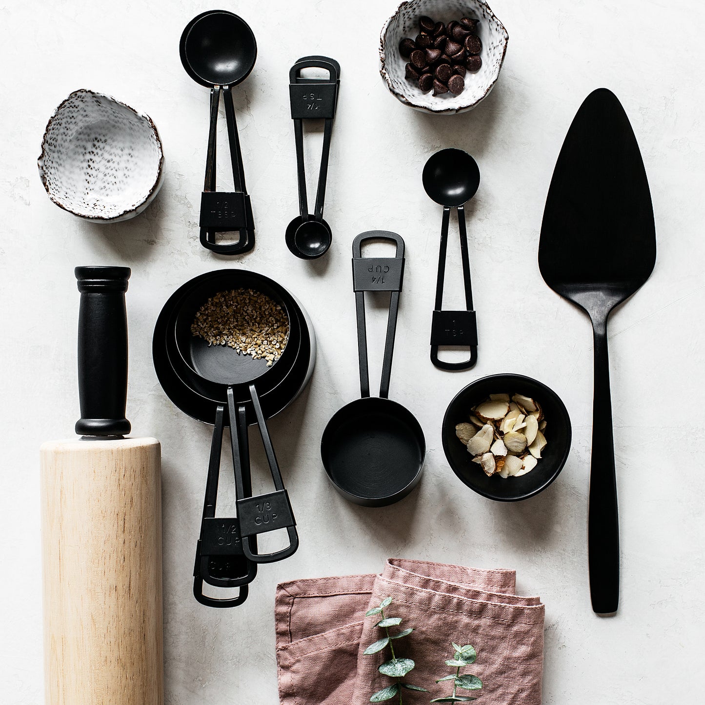 How to Host the Perfect Dinner Party