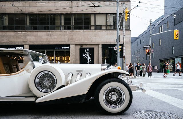 The Best Places to Shop Vintage Fashion