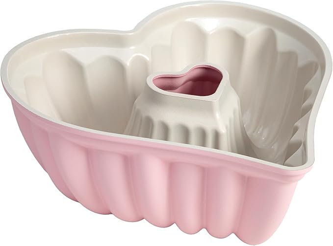 Paris Hilton Heart Shaped Fluted Cake Pan