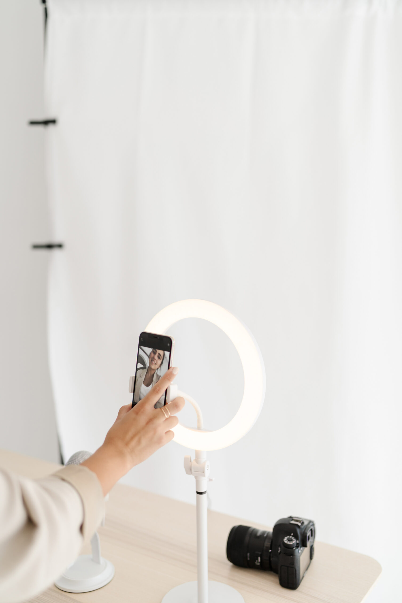 How to Create the Perfect Flatlay Photography