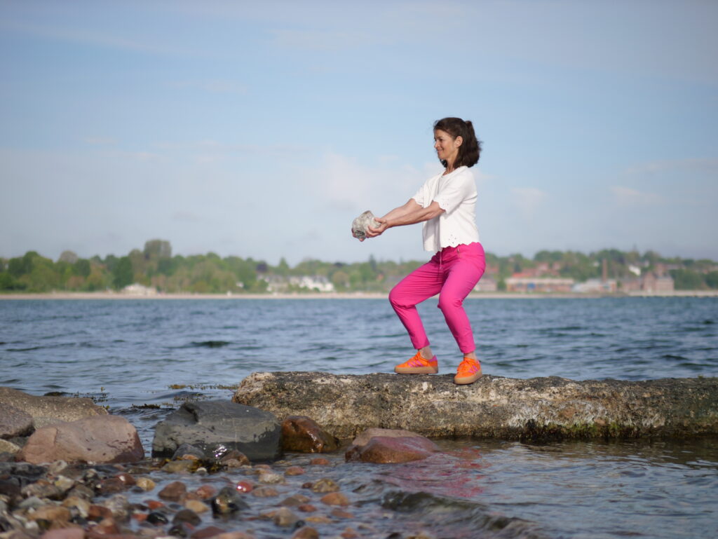 Tips for Photography Poses and Better Posture in Wedding Photos