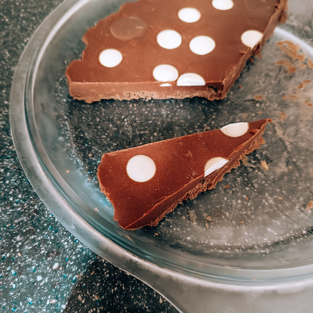 No-Bake Peanut Butter Brownie Bars