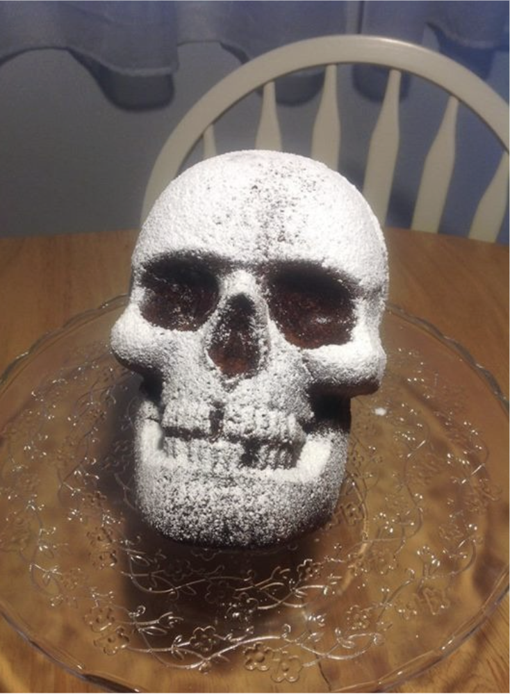 Halloween skull cake