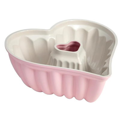 Paris Hilton Heart Shaped Fluted Cake Pan